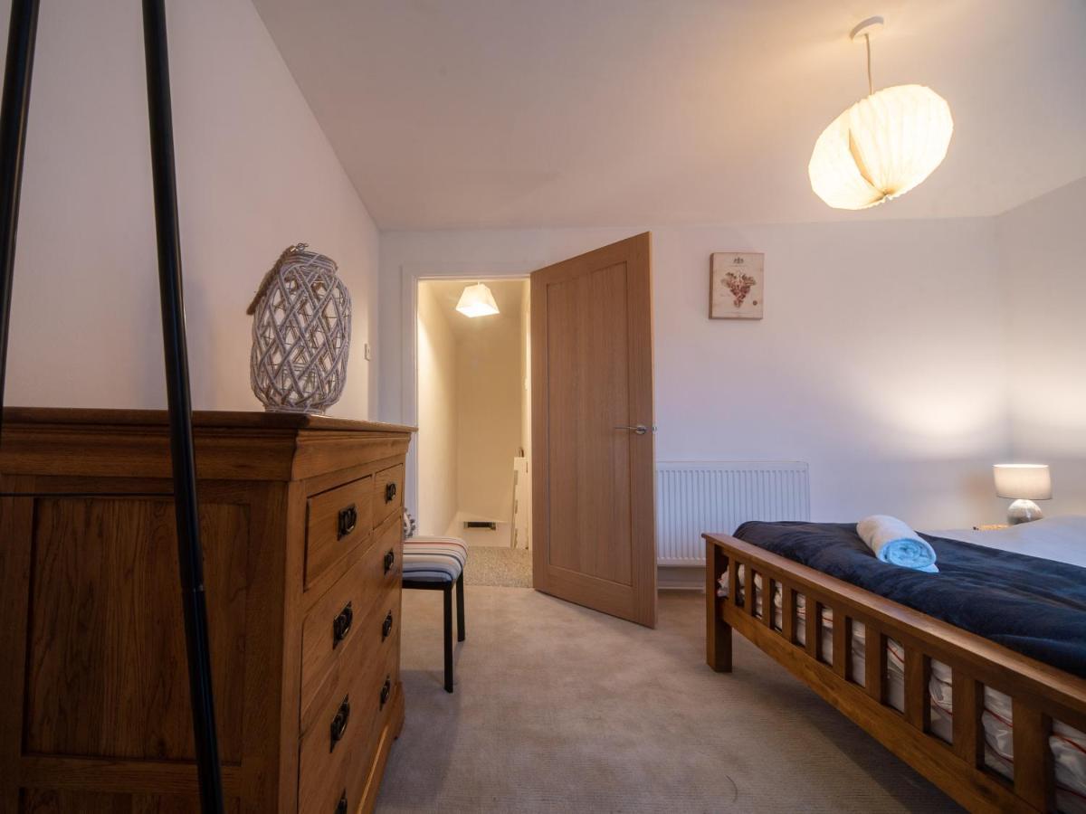 Castle View - Flat In Mumbles - Free Parking Apartment Oystermouth Exterior photo